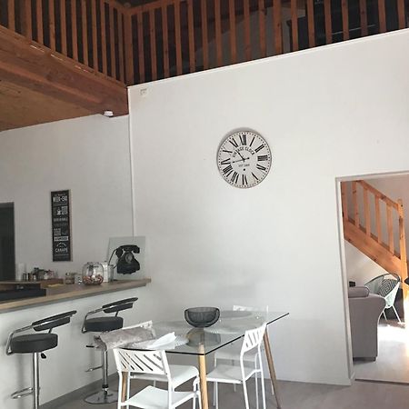 Louzac-Saint-AndreChez Alex Et Sophie别墅 外观 照片